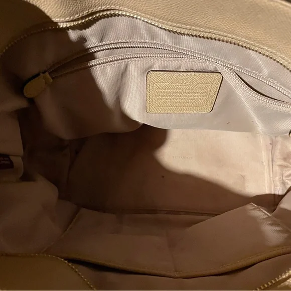 Coach tan leather tote with gold hardware & chain - Picture 11 of 11